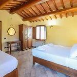 Pet Friendly In Montebuono *