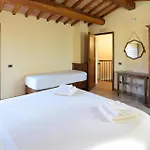 Pet Friendly In Montebuono * Agello
