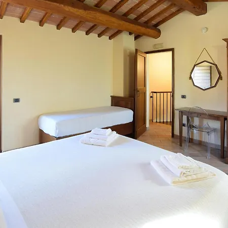 Pet Friendly In Montebuono * Agello